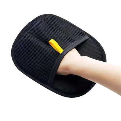 Effortlessly Remove Pet Hair in Seconds